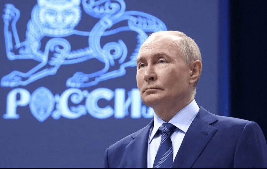 Putin accusa la Nato: “Minaccia per Russia ed Europa”