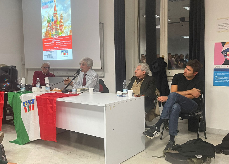 Napoli, alla Federico II irruzione di attivisti pro-Ucraina contro il seminario su russofobia e guerra