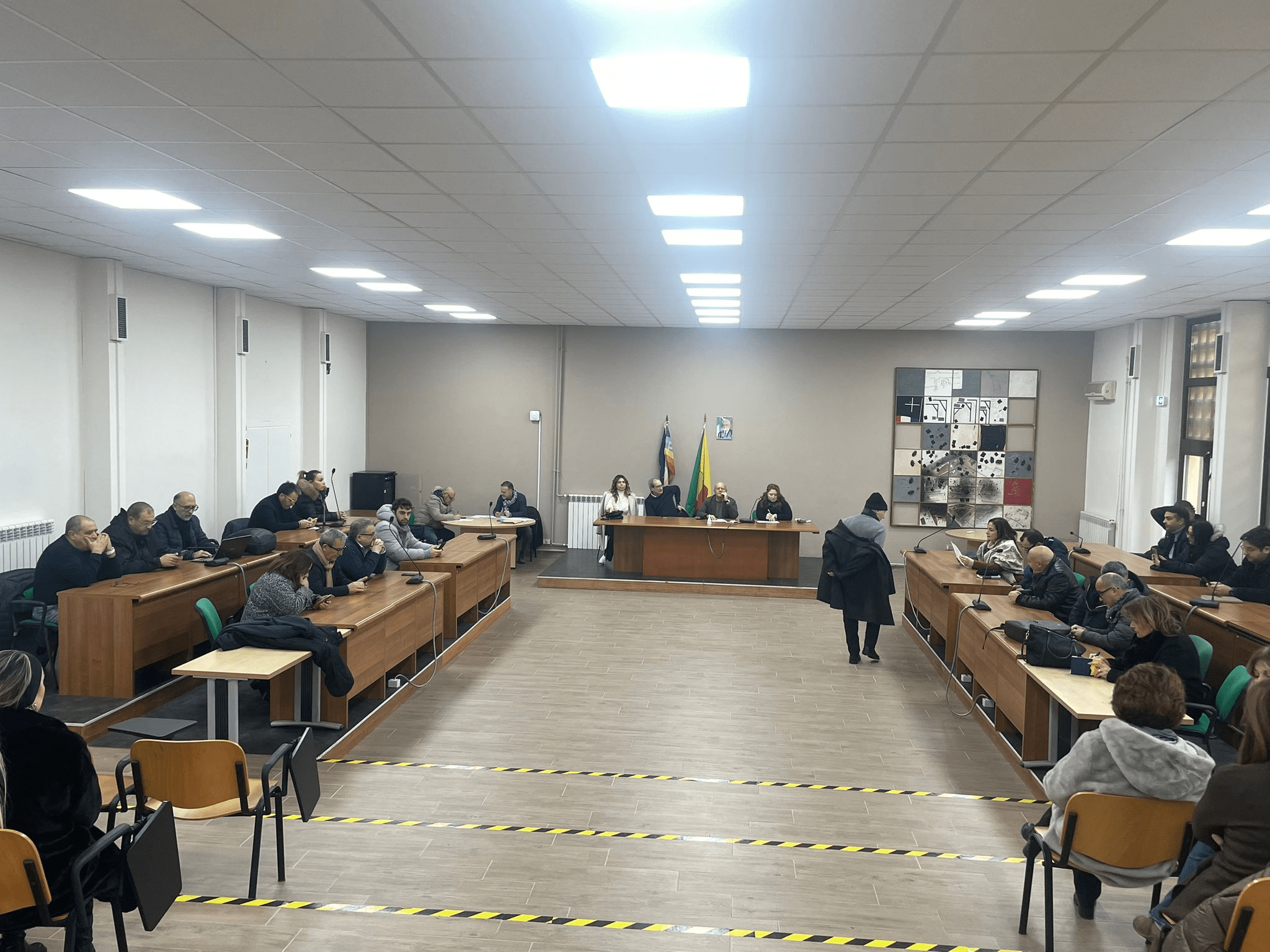 Scuole al collasso a Napoli Est, ma l’assessora Striano non si presenta