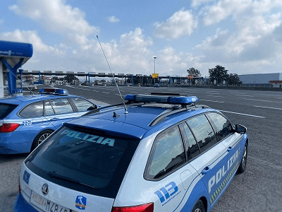 Napoli e provincia: aggressioni e droga, tre arresti della Polizia di Stato tra Afragola e Casalnuovo