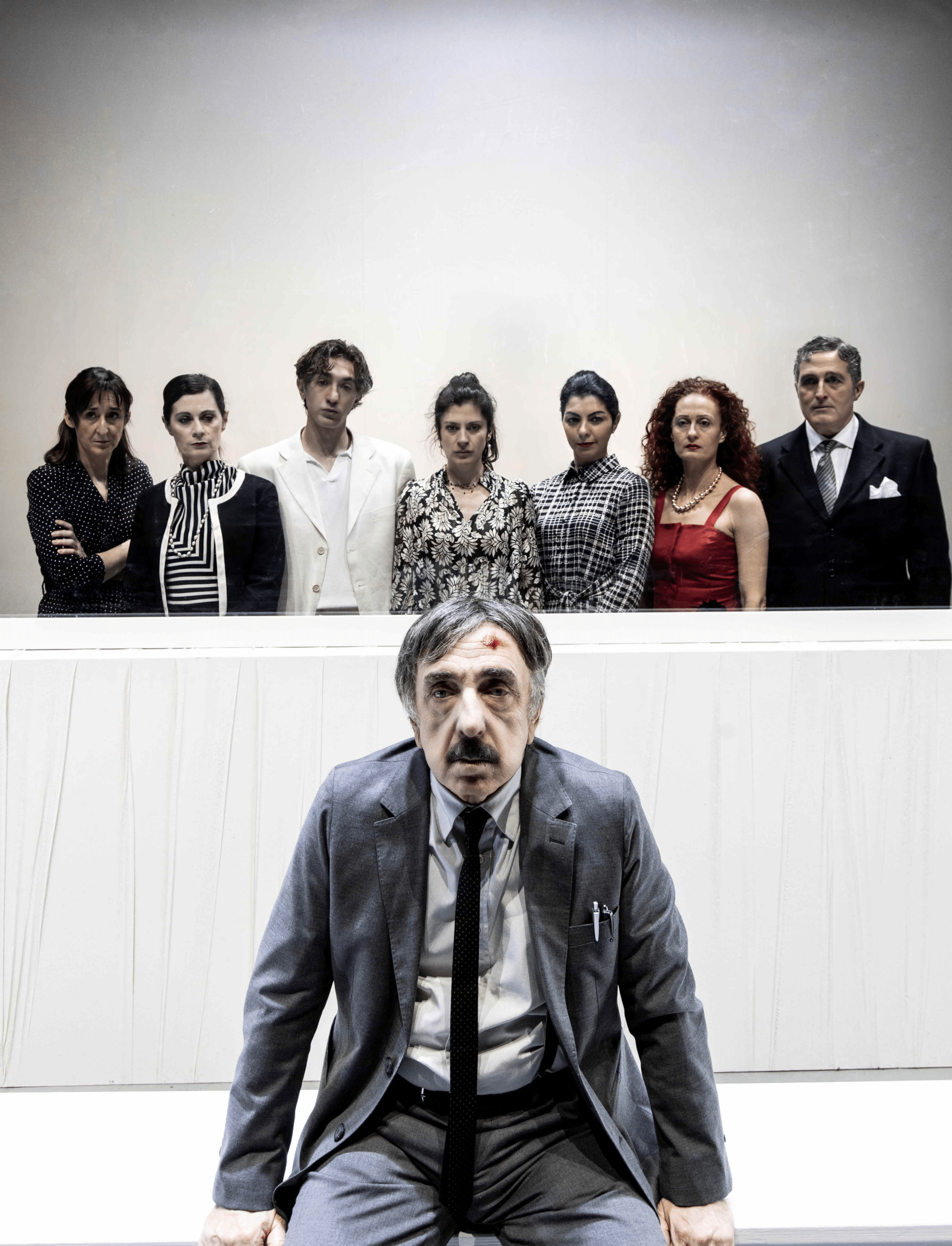 Il berretto a sonagli a Napoli: Silvio Orlando porta in scena la tragicommedia di Pirandello