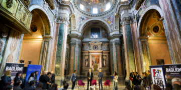 Napoli, Baglioni incontra gli studenti della Federico II nella chiesa di San Marcellino