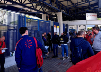 Nola, tensione davanti allo stabilimento Leonardo: attivisti fermati dai Carabinieri