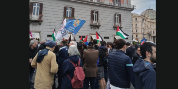Flottiglia per Gaza intercettata nel Mediterraneo: 22 navi rapite da Israele