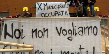 Campi Flegrei, l’Assemblea di Bagnoli contro Regione e Comune: “Emergenza gestita nel caos”