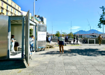 Napoli, Piazza Garibaldi cambia volto: aperti i nuovi chioschi sociali