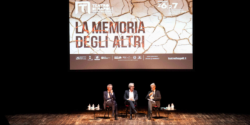 Napoli, la nuova stagione del Teatro Nazionale è “La memoria degli altri”