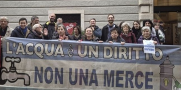 Napoli, sit-in per l’acqua pubblica il 7 maggio: protesta contro il silenzio del sindaco Manfredi
