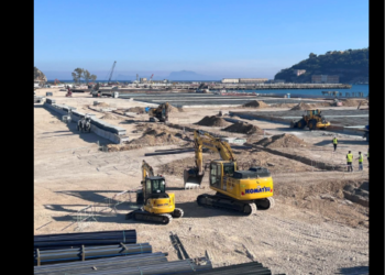 Napoli, bufera sulla gestione di Bagnoli: “oltre un miliardo speso senza trasparenza”