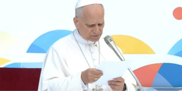 Papa Leone a Napoli: “la Perla del Mediterraneo deve tornare capitale di umanità”