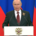 Ucraina, Putin rilancia il dialogo con l’Europa: «Preferirei Schroeder come mediatore»
