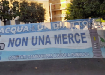 Acqua pubblica Napoli esplode la protesta contro la trasformazione di ABC in SpA