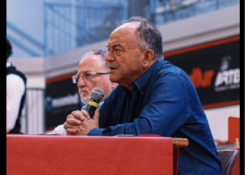 Poliziotti infedeli e dati rubati: maxi-inchiesta a Napoli
