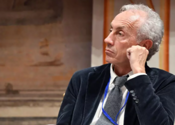 Travaglio attacca la parata del 2 Giugno: «Puzza di ipocrisia e fasullume»