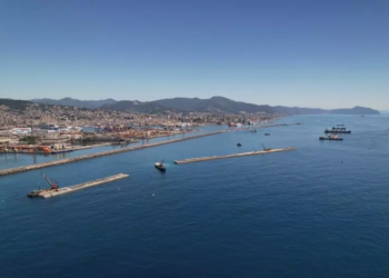 Caporalato nella diga di Genova: 8 arresti nel cantiere PNRR