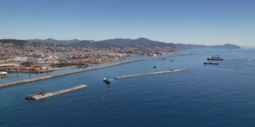 Caporalato nella diga di Genova: 8 arresti nel cantiere PNRR
