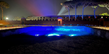 Pompei di notte: riaprono le visite serali tra anfiteatro, vino e aperitivi sotto le stelle