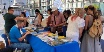 Lavorare sotto il sole: a Napoli parte la mobilitazione contro i rischi del caldo