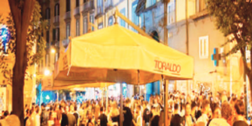 Civico 7 Liberato attacca il Comune di Napoli: “La movida non si governa chiudendo i locali”