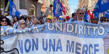 ABC Napoli in SpA, la doppia stangata: lavoratori senza diritti e bollette più care per i cittadini