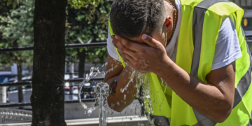 Due operai morti in 24 ore: il caldo uccide, nei cantieri servono controlli veri