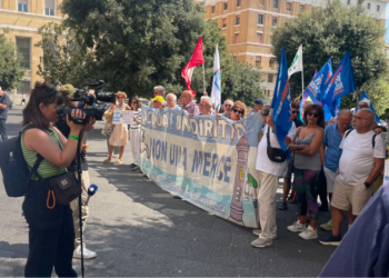 ABC verso la SpA, pronta la delibera della Giunta Manfredi: i movimenti lanciano l’allarme sull’acqua pubblica