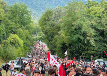 No Tav, 20mila in Val di Susa: «La Torino-Lione è un’opera inutile, tutti i partiti la difendono»