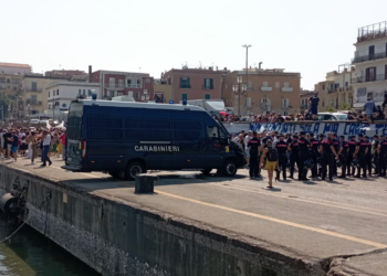 Sisma Campi Flegrei, sveglia a 4 giorni dal terremoto: Cgil, Cisl e Uil disertano la piazza ma inondano i giornali di comunicati