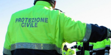Campi Flegrei, l’allarme USB: «Protezione Civile senza personale stabile di fronte all’emergenza»