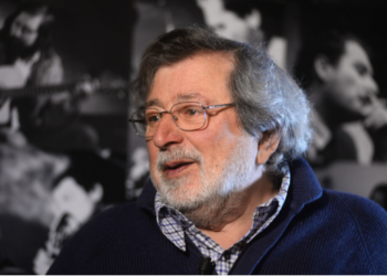 Si è spento Francesco Guccini: il poeta dell’Appennino che ha fatto cantare le coscienze d’Italia