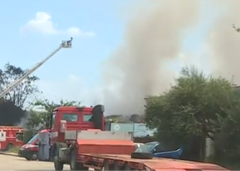 Incendio Airola, diossine nell’aria quasi raddoppiate: scatta l’allarme