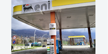 Eni, tetto ai prezzi dei carburanti: diesel a 2,19 euro e benzina a 1,99
