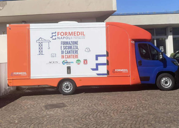 Formedil Napoli, che fine ha fatto il camper della sicurezza? Le domande su cantieri, lavoratori e costi
