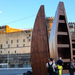 Napoli, le tre barche dell’artista ghanese Mahama, nuova installazione d’arte in piazza Municipio