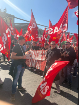 Sciopero, Napoli protagonista della mobilitazione. Quintavalle (Cobas): «Il vento soffia ancora»