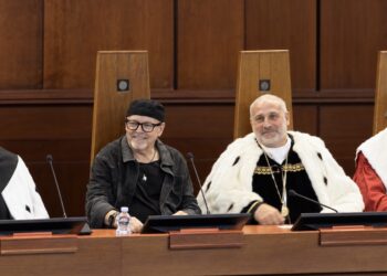 Vasco Rossi dottore honoris causa a Salerno: «La libertà non è fregarsene degli altri»