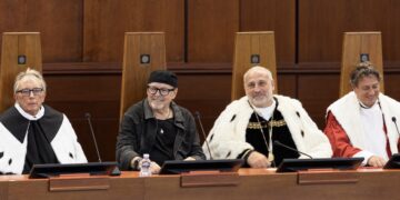 Vasco Rossi dottore honoris causa a Salerno: «La libertà non è fregarsene degli altri»